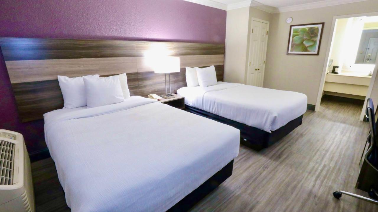 La Quinta Inn By Wyndham San Antonio Lackland Buitenkant foto