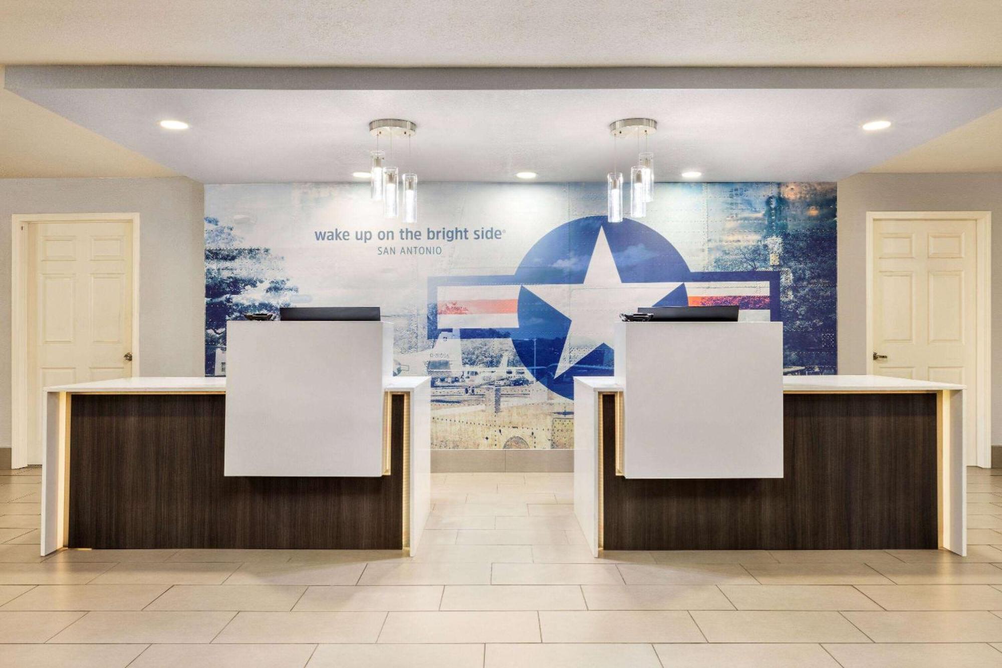La Quinta Inn By Wyndham San Antonio Lackland Buitenkant foto